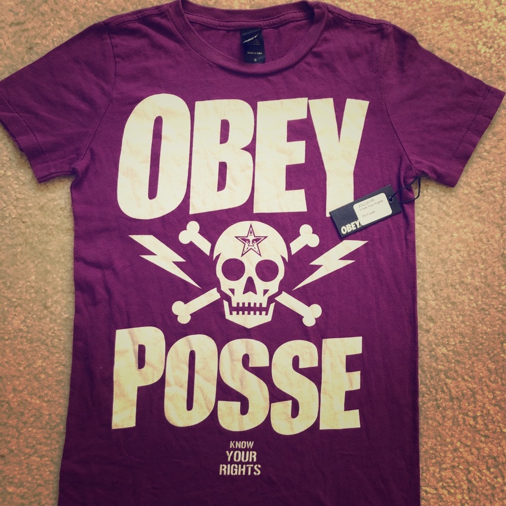 Obey Posse graphic boyfriend T-shirt !